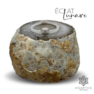 ÉCLAT LUNAIRE
